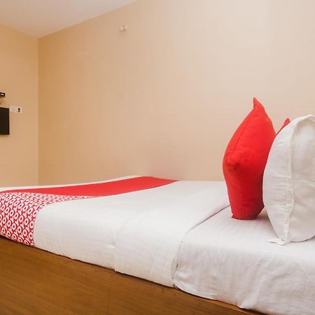 Hotel Sai Residency Мумбай Екстериор снимка