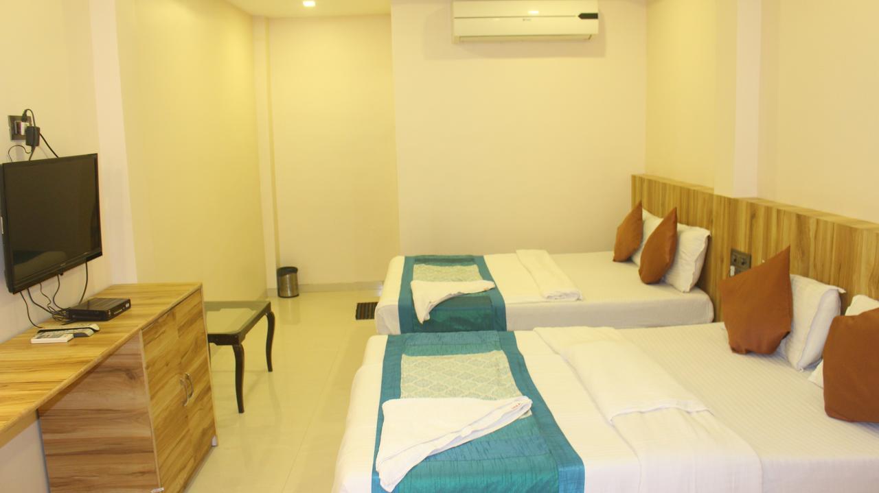 Hotel Sai Residency Мумбай Екстериор снимка